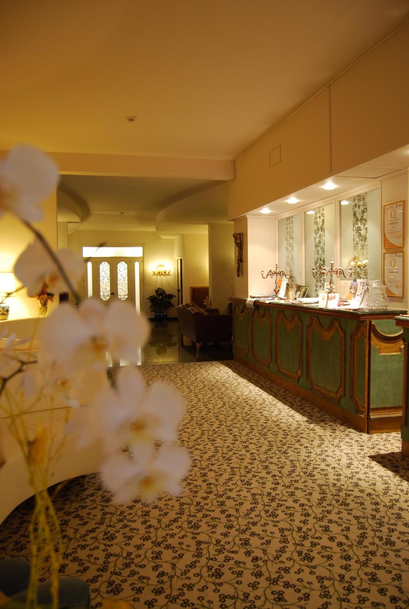 Hotel Bahia 산베네데토델트론토 외부 사진