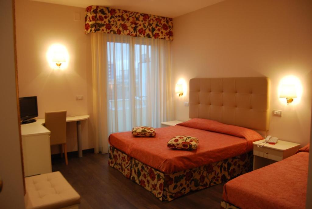 Hotel Bahia 산베네데토델트론토 객실 사진