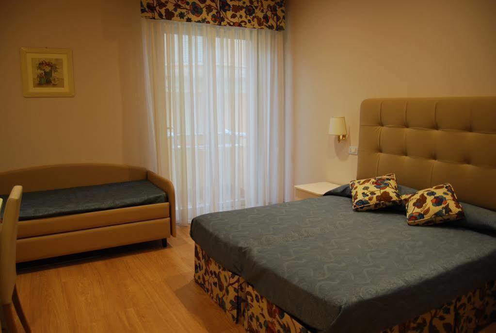 Hotel Bahia 산베네데토델트론토 외부 사진