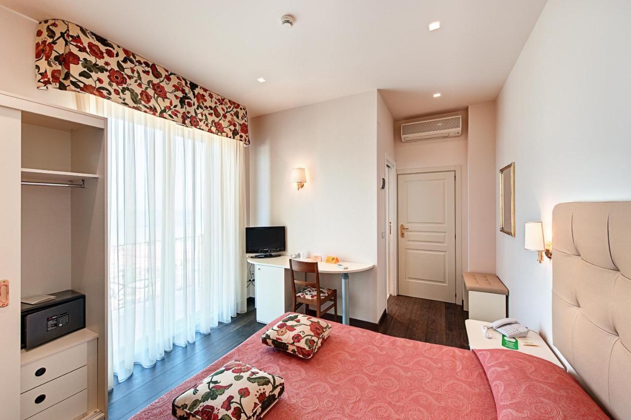 Hotel Bahia 산베네데토델트론토 객실 사진